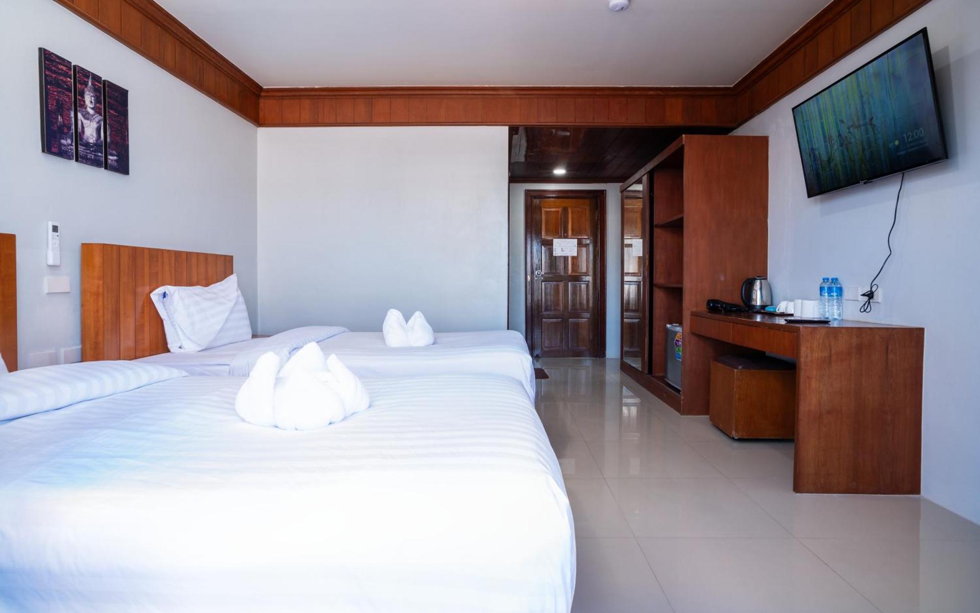 Gp House Phuket Patong Beach Eksteriør billede