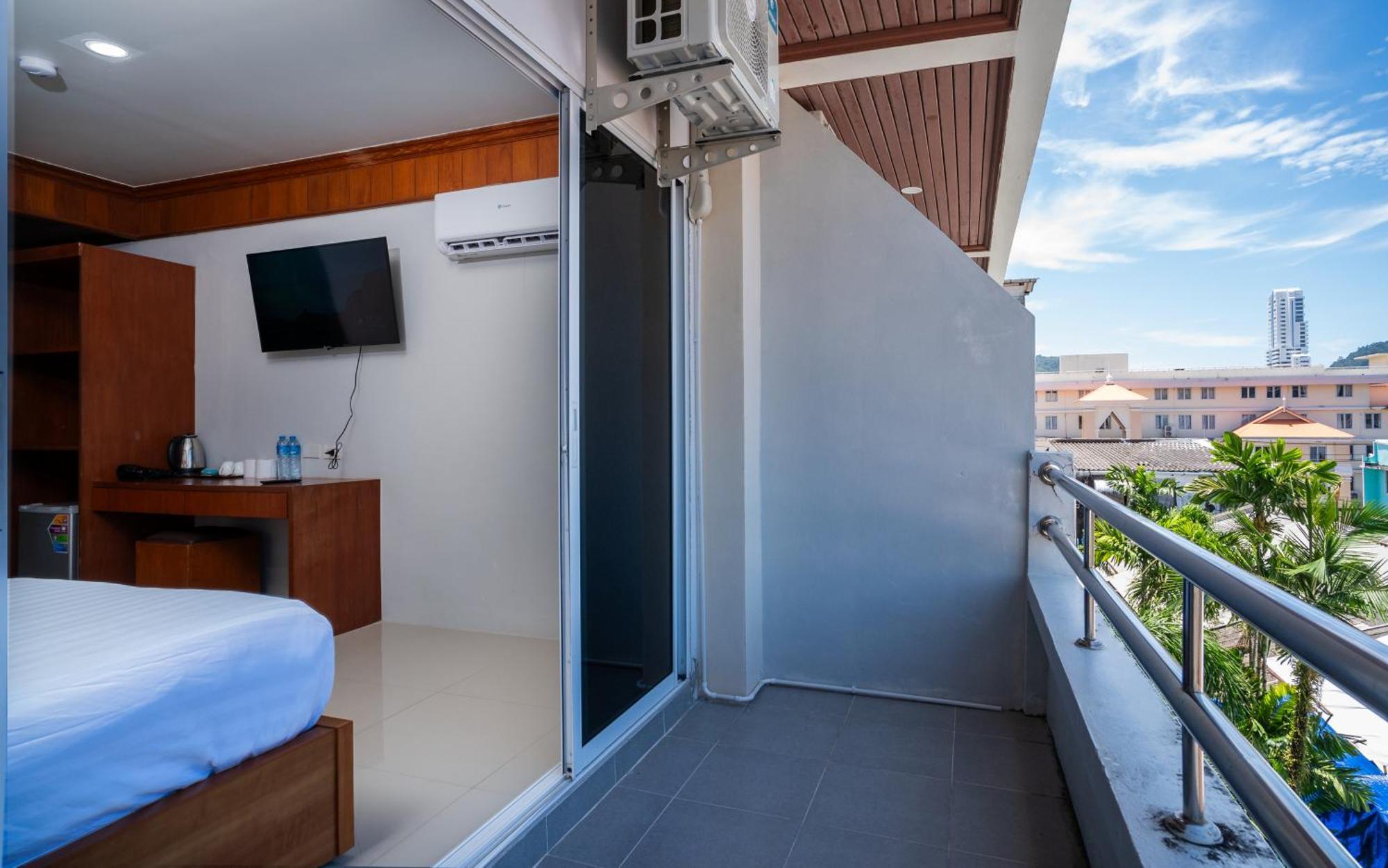 Gp House Phuket Patong Beach Eksteriør billede