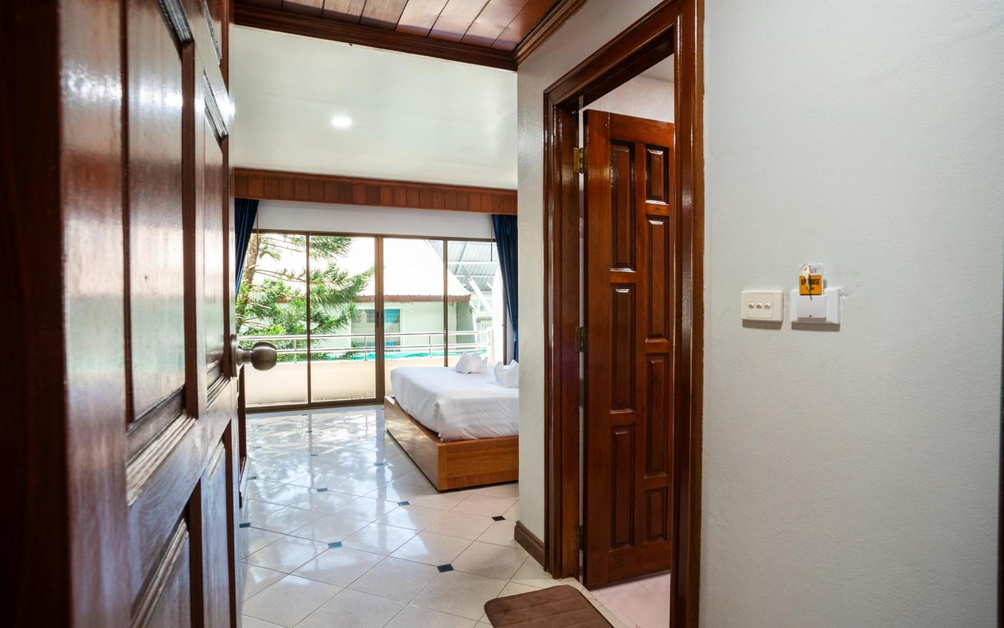 Gp House Phuket Patong Beach Eksteriør billede